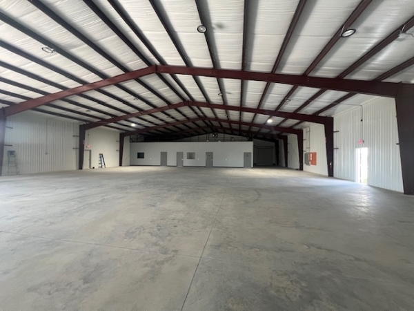 Listing Image #3 - Industrial for lease at 937 Carl Vinson Parkway, Warner Robins GA 31028