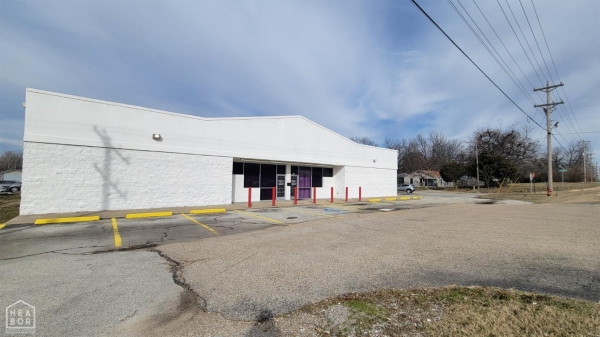 Listing Image #2 - Retail for lease at 316 Johnson, Jonesboro AR 72401