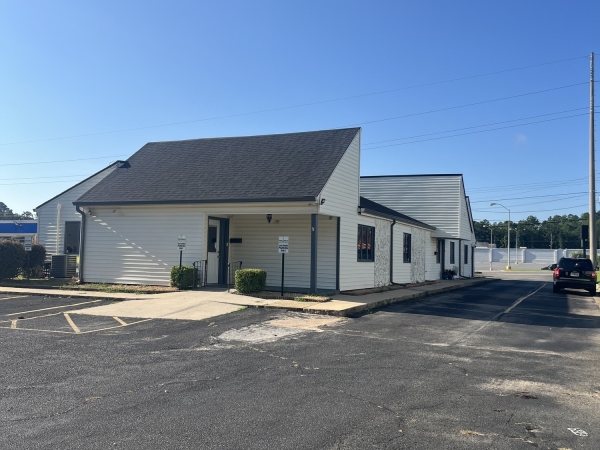Listing Image #1 - Office for lease at 2066 Watson Boulevard Unit 3, Warner Robins GA 31093