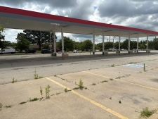 Listing Image #2 - Retail for lease at 1501 N. Lincoln Ave, Urbana IL 61801