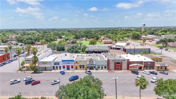 Listing Image #1 - Retail for lease at 805 W. Main Street, Alamo TX 78516