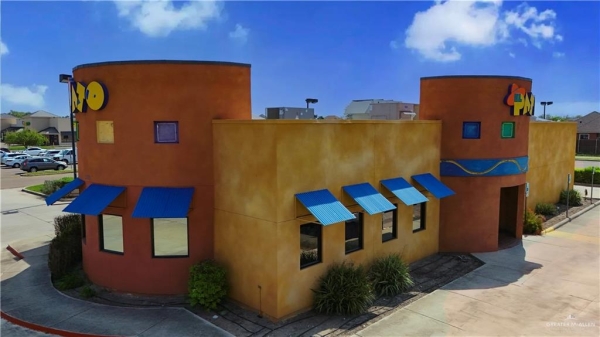 Listing Image #1 - Retail for lease at 2430 E. Griffin Parkway, Mission TX 78572