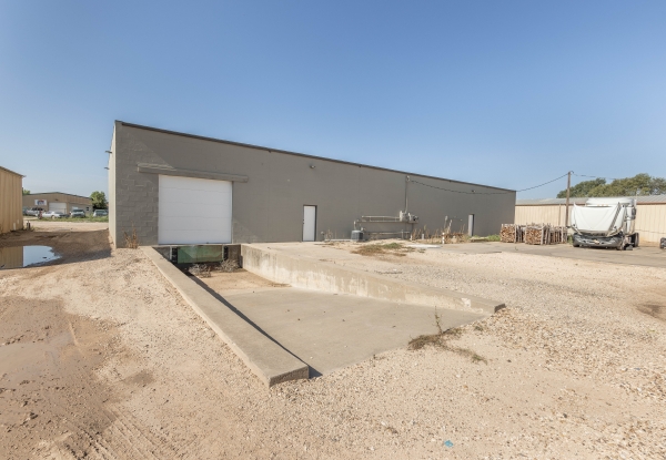 Listing Image #3 - Industrial for lease at 2410 122nd Street, Lubbock TX 79423