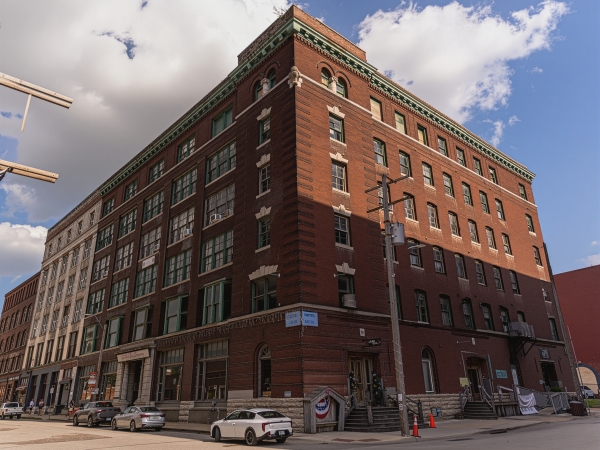 Listing Image #1 - Multi-Use for lease at 1323 W 13th St, 4th Floor #3, Kansas City MO 64102 Listing Image #1 - Multi-Use for lease at 1323 W 13th St, 4th Floor #3, Kansas City MO 64102