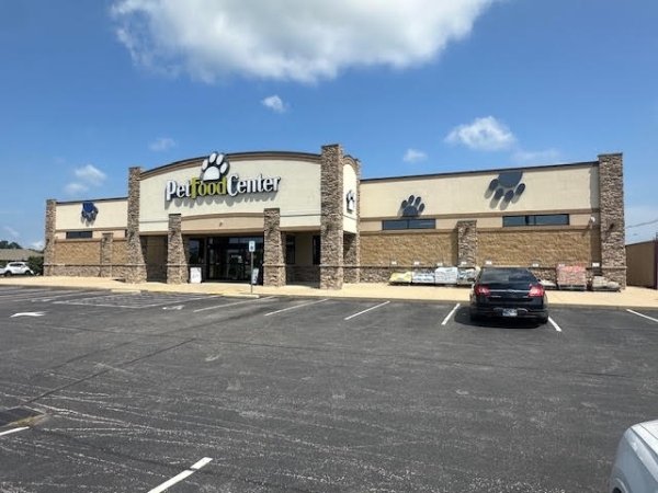 Listing Image #1 - Retail for lease at 2920 N. Green River Rd., Evansville IN 47715