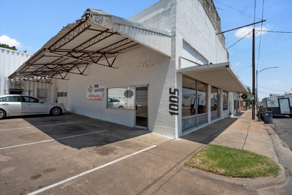 Listing Image #1 - Industrial for lease at 1005 - 1017 Franklin Ave, Waco TX 76701