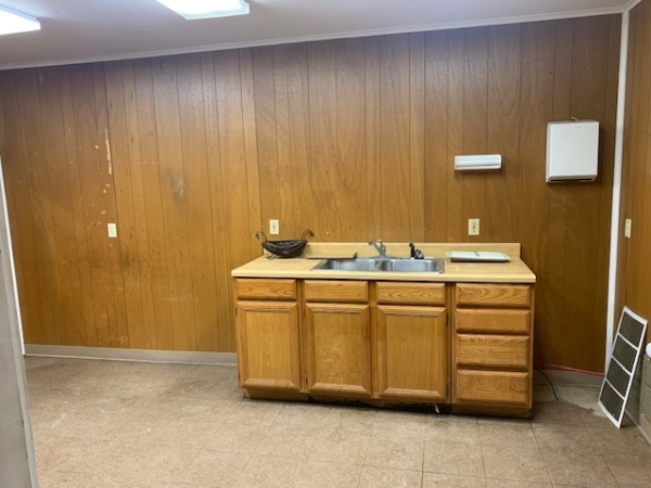 Listing Image #1 - Others for lease at 1002 W Cotton Unit E, Longview TX 75601