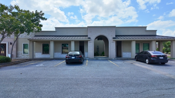 Listing Image #2 - Retail for lease at 1243 Stuart Place Road, Harlingen TX 78552