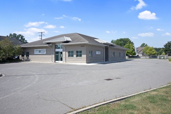 Listing Image #2 - Office for lease at 30365 Dequindre, Madison Heights MI 48071
