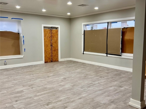 Listing Image #2 - Retail for lease at 7700 NW 23rd Street, Bethany OK 73008