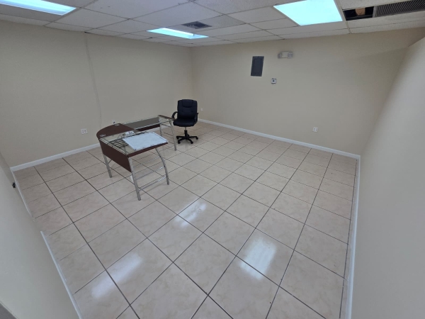 Listing Image #9 - Office for lease at 2501-2531 N State Road 7, Unit 208, Margate FL 33063 Listing Image #9 - Office for lease at 2501-2531 N State Road 7, Unit 208, Margate FL 33063