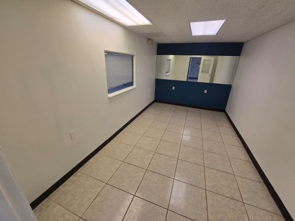 Listing Image #4 - Office for lease at 2501-2531 N State Road 7, Unit 216, Margate FL 33063