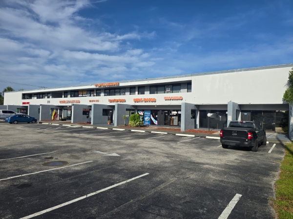 Listing Image #3 - Retail for lease at 2501-2531 N State Road 7, Unit 2533, Margate FL 33063
