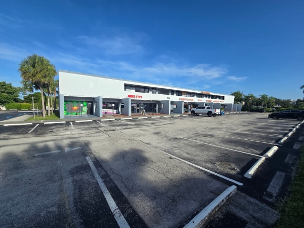 Listing Image #4 - Retail for lease at 2501-2531 N State Road 7, Unit 2533, Margate FL 33063