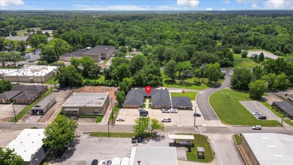 Listing Image #1 - Office for lease at 325 W Sabine, Suite C Suite C, Carthage TX 75633