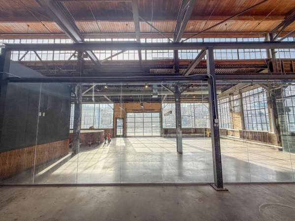 Listing Image #1 - Industrial for lease at 1620 Central Avenue NE, Minneapolis MN 55413