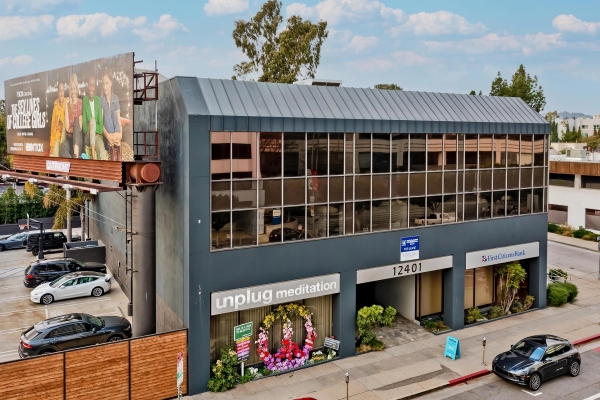 Listing Image #3 - Office for lease at 12401 Wilshire Blvd, Los Angeles CA 90025