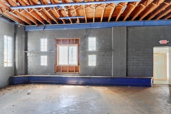 Listing Image #3 - Others for lease at 548 Delavan Dr, Delavan WI 53115