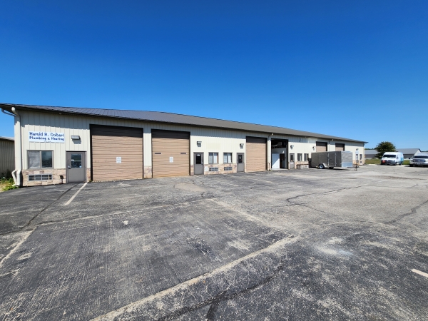 Listing Image #1 - Industrial for lease at 2714 W Clark St Ste B, Champaign IL 61822