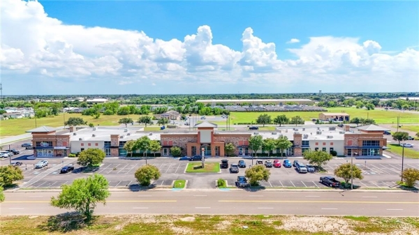 Listing Image #2 - Office for lease at 427 E Duranta Avenue #105, Alamo TX 78516