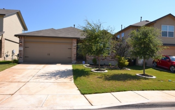 Listing Image #1 - Others for lease at 15525 Gray Catbird, San Antonio TX 78253