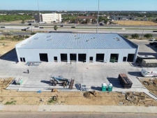 Listing Image #2 - Retail for lease at 405 Crossroads St, Laredo TX 78045