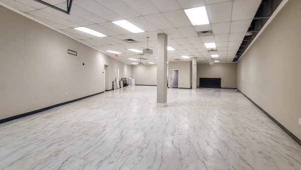 Listing Image #2 - Retail for lease at 5105 Reagan Drive, Charlotte NC 28206