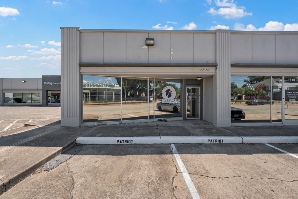 Listing Image #1 - Office for lease at 1516 Austin Ave, Sute A, Waco TX 76701