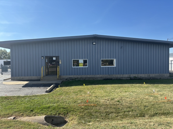Listing Image #1 - Office for lease at 354 Civic Road, LaSalle IL 61301