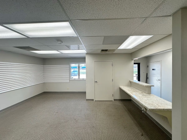 Listing Image #2 - Office for lease at 2001 Round Barn Rd Ste C, Champaign IL 61821