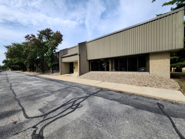 Listing Image #2 - Industrial for lease at 702 W Killarney St, Urbana IL 61801