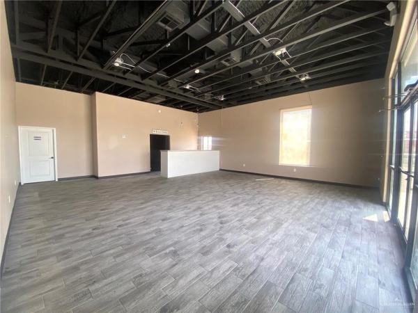 Listing Image #3 - Retail for lease at 101 Nebraska Avenue #5, San Juan TX 78589