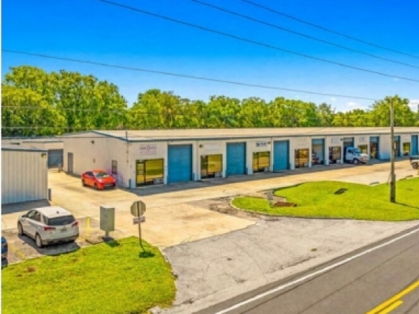 Listing Image #1 - Industrial for lease at 400 Ample Ct, Sanford FL 32771
