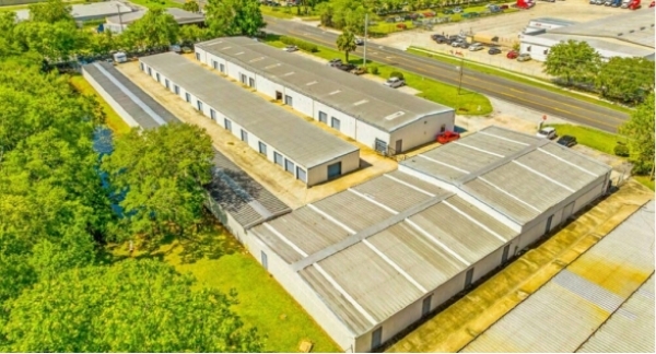 Listing Image #3 - Industrial for lease at 400 Ample Ct, Sanford FL 32771