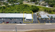 Retail for lease in Tavares, FL