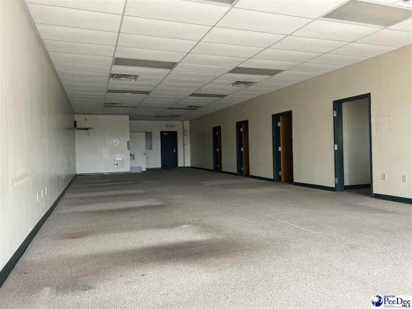Listing Image #3 - Others for lease at 401 Second Loop Rd. Unit A, Florence SC 29505