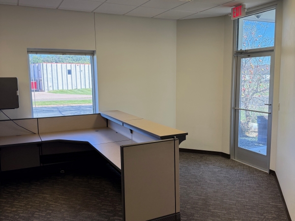 Listing Image #2 - Office for lease at 2777 Prairie Dr, River Falls WI 54022