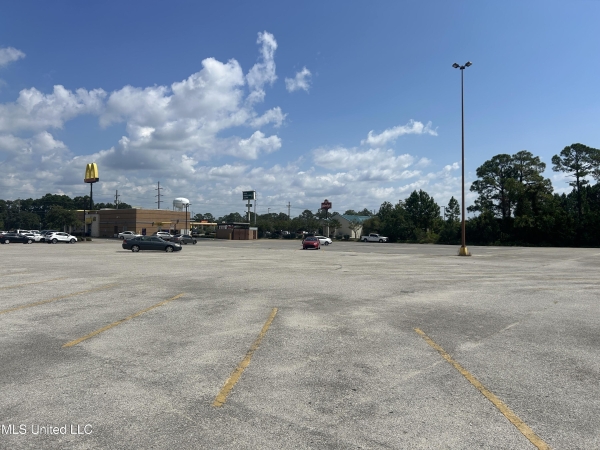 Listing Image #3 - Retail for lease at 2525 Highway 90, Gautier MS 39553