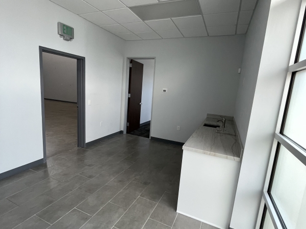 Listing Image #2 - Industrial for lease at 331 corporate woods dr. C1, Magnolia TX 77354