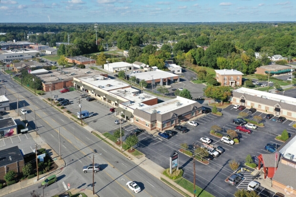 Listing Image #1 - Retail for lease at 1570 N. Main Street, High Point NC 27262