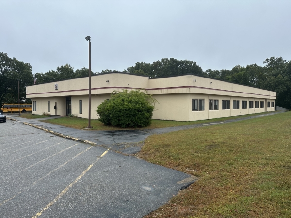 Listing Image #1 - Office for lease at 10 Commerce Dr, Columbia CT 06237, Columbia CT 06237 Listing Image #1 - Office for lease at 10 Commerce Dr, Columbia CT 06237, Columbia CT 06237