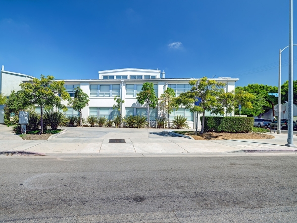 Listing Image #1 - Others for lease at 2100 Abbot Kinney Blvd Suite G, Venice CA 90291