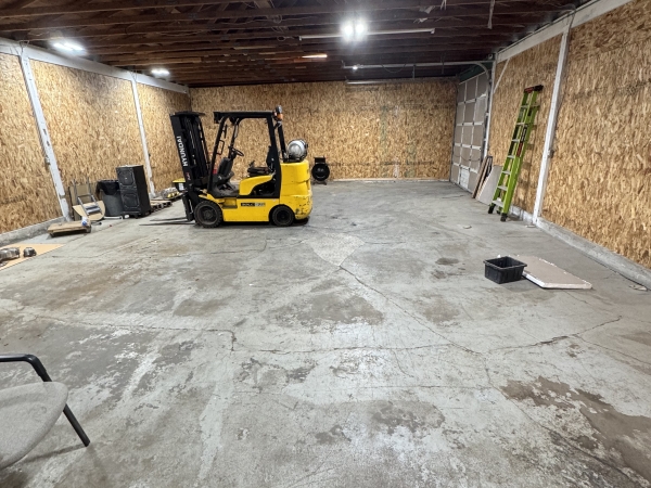 Listing Image #3 - Industrial for lease at 17514 Bothell Way NE, Bothell WA 98011