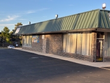 Retail property for lease in Justice, IL