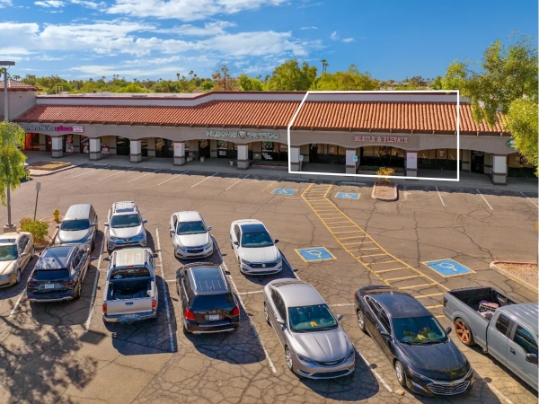 Listing Image #3 - Retail for lease at 2111 S Alma School Rd, Mesa AZ 85210 Listing Image #3 - Retail for lease at 2111 S Alma School Rd, Mesa AZ 85210