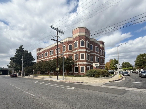 Listing Image #1 - Office for lease at 15545 Devonshire Street, Mission Hills CA 91345