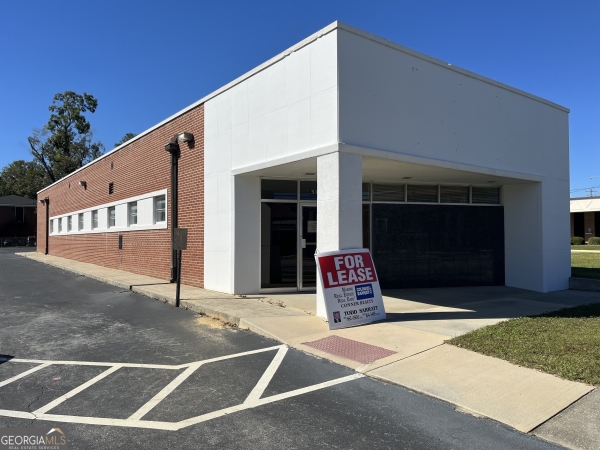 Listing Image #1 - Industrial for lease at 313 South Main ST, Statesboro GA 30458 Listing Image #1 - Industrial for lease at 313 South Main ST, Statesboro GA 30458