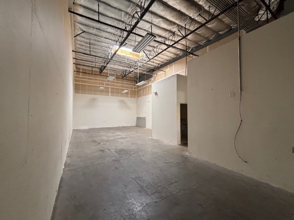 Listing Image #3 - Industrial for lease at 409-411 Gateway Rd. W., Napa CA 94558