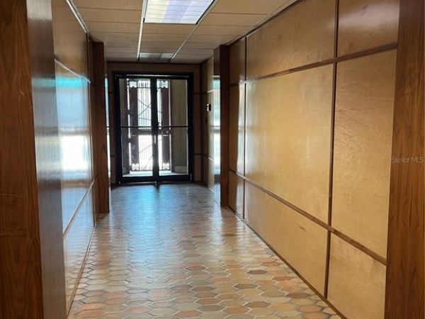 Listing Image #3 - Office for lease at 204 W University Avenue , 8A, Gainesville FL 32601