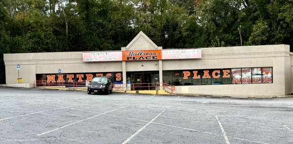 Listing Image #1 - Retail for lease at 884 Pierce Avenue, Macon GA 31204 Listing Image #1 - Retail for lease at 884 Pierce Avenue, Macon GA 31204